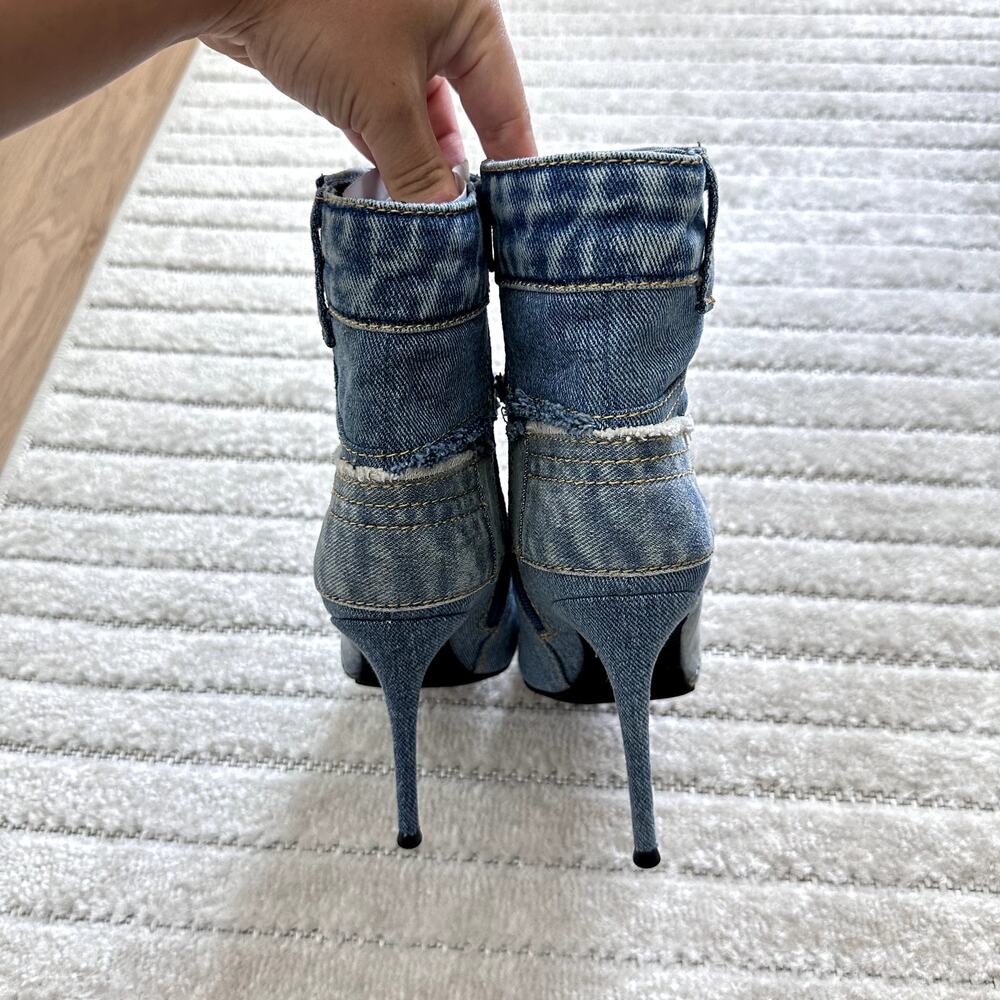 New Jeffrey Campbell Denimous Patchwork Booties I… - image 6